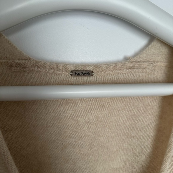 Free people Solitaire Cashmere V neck pullover size XS - Picture 5 of 7